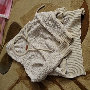 Pole sz M Womans Hoodie Sweater